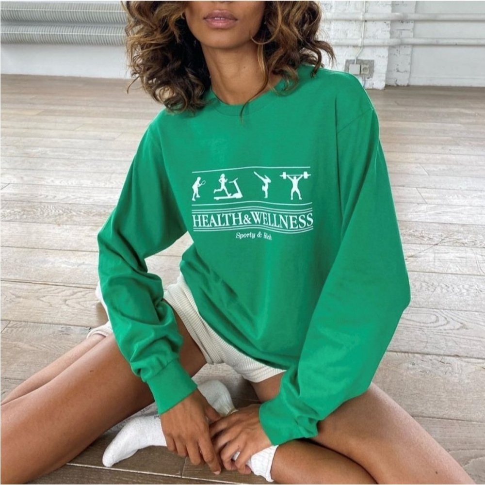 SPORTY & RICH HEALTH & WELLNESS LONG SLEEVE JOLLY GREEN TEE SMALL